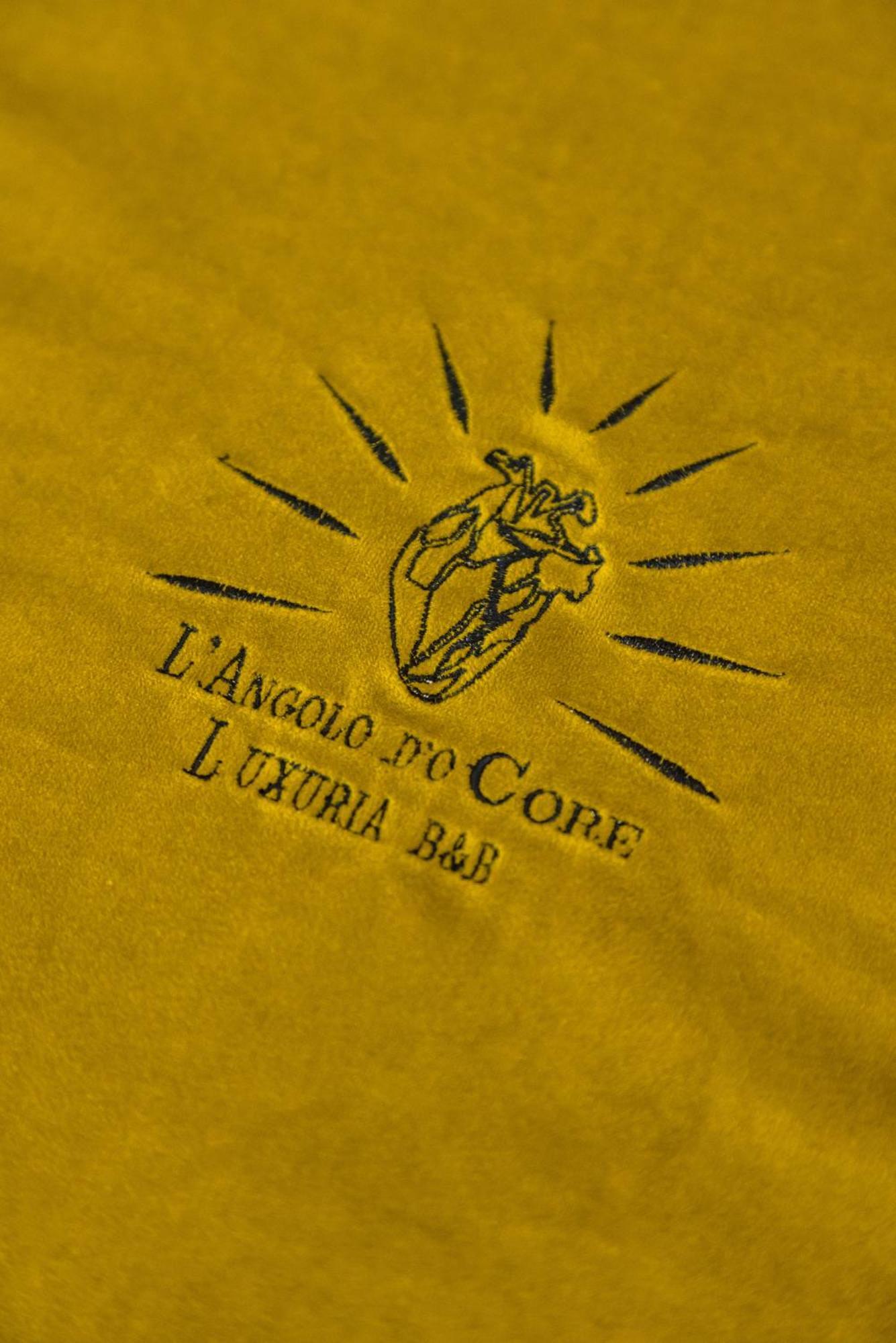 L'Angolo D'O Core Неаполь Экстерьер фото